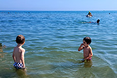Ale & Robi, 2 microbi nel spersi mare