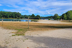 Lago de Saint Etienne Cantales
