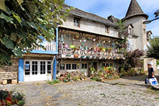 casa sul lungofiume