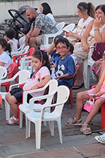 Ale al teatro dei burattini