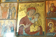 Vergine Maria con il Bambino Gesù, chiesa Sospesa