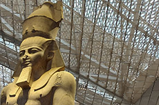 Ramses II all'interno del Grande Museo Egizio